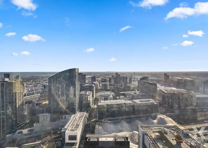 Cbd Apt On 48 Floor With City And Harbour Views